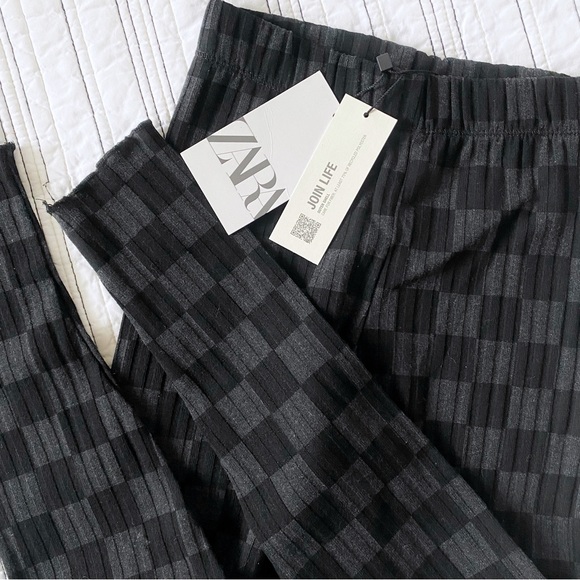Zara Bottoms Nwt Zara Checkerboard Leggings With Lettuce Hem Girls